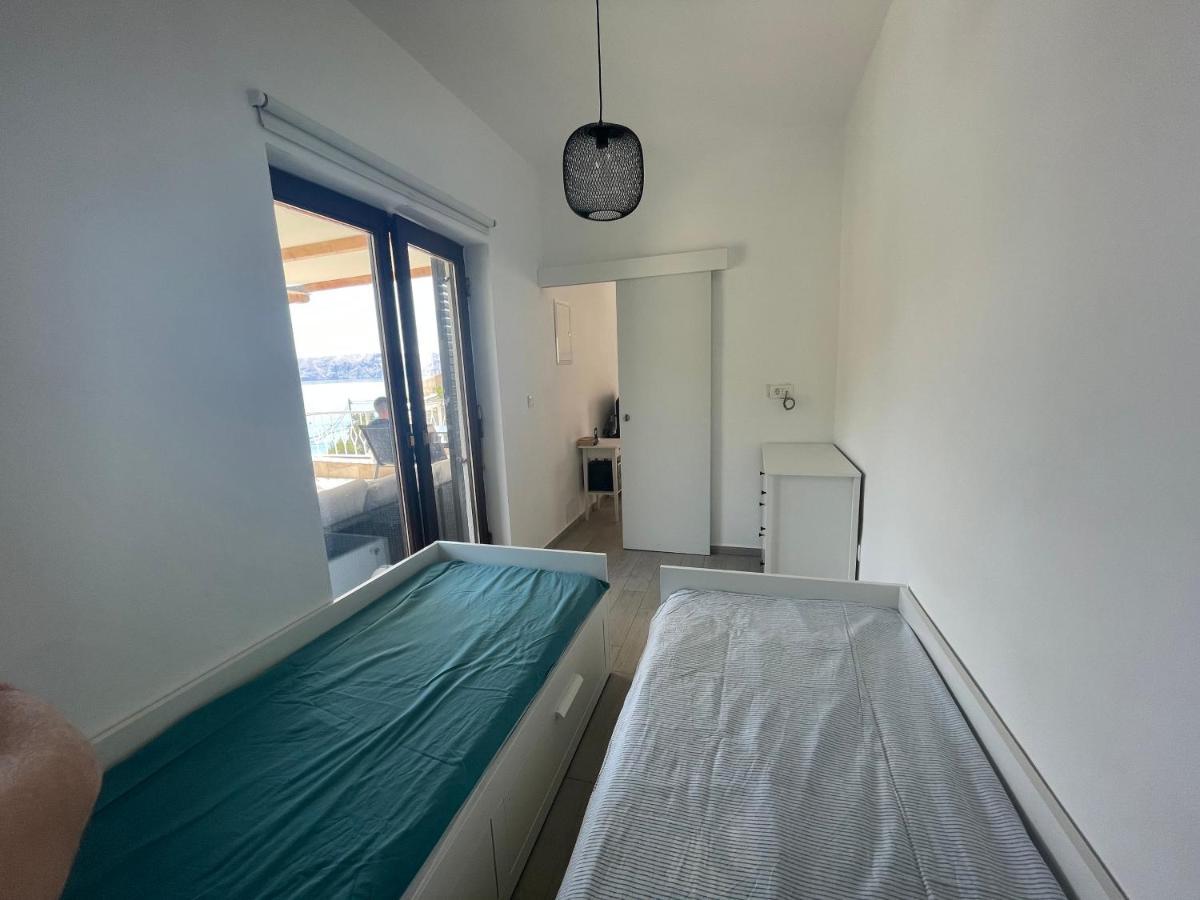 Apartmani Pulic セニ エクステリア 写真