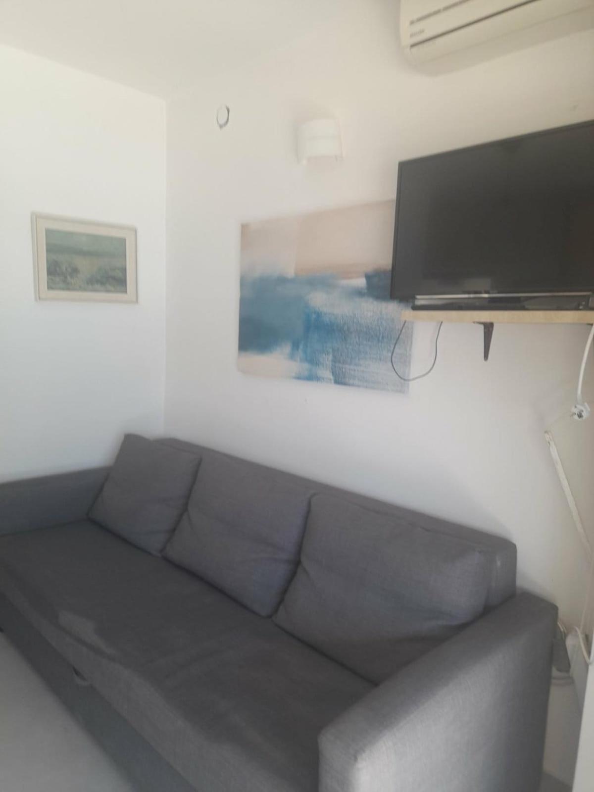 Apartmani Pulic セニ エクステリア 写真