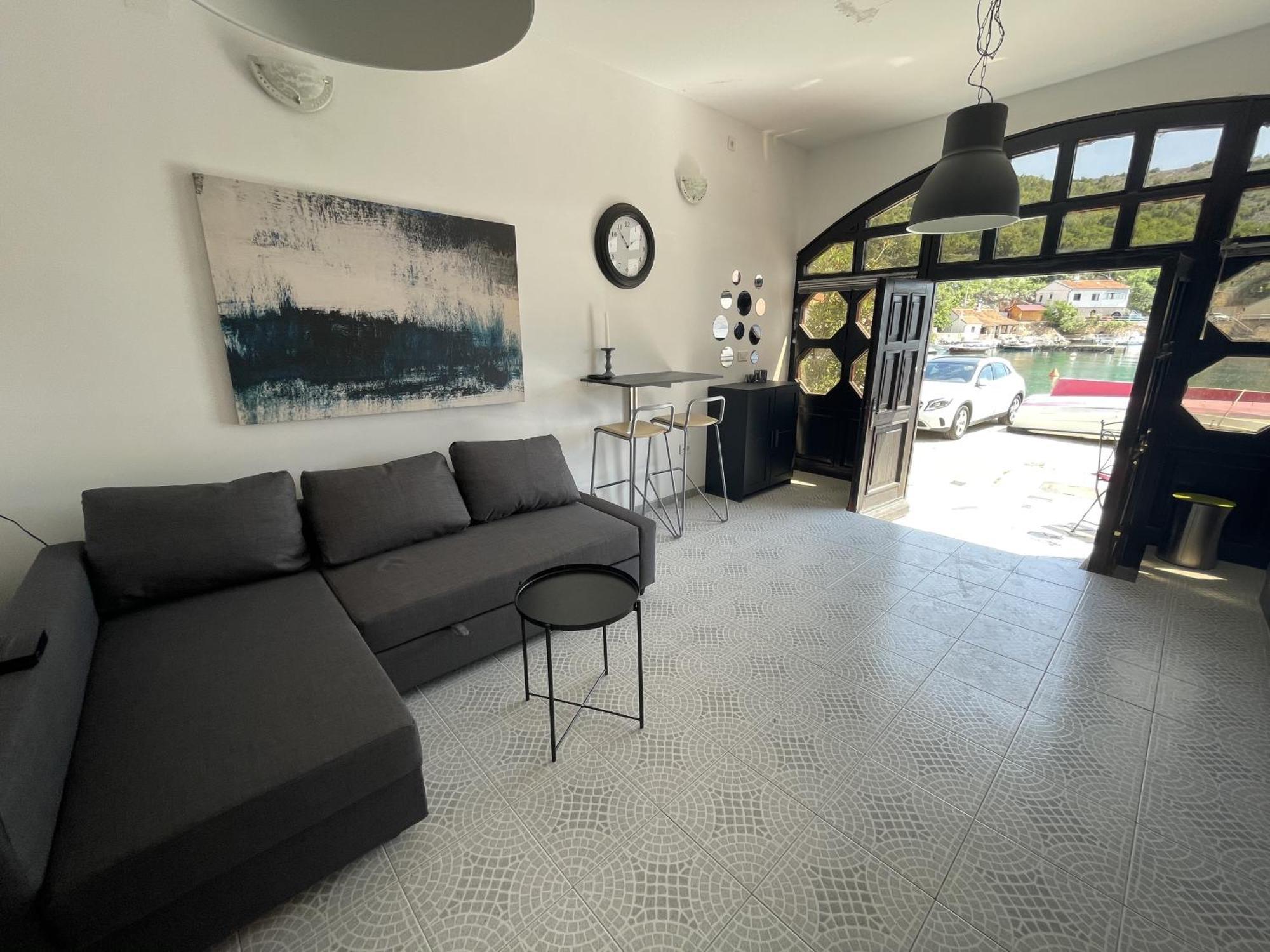 Apartmani Pulic セニ 部屋 写真
