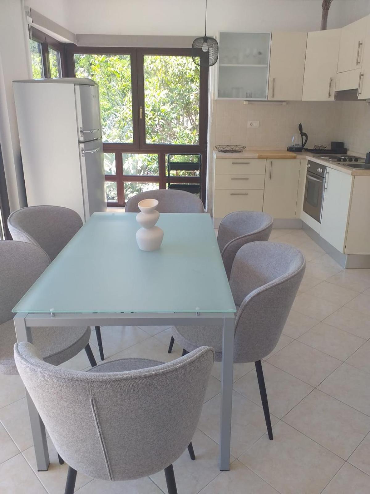 Apartmani Pulic セニ エクステリア 写真